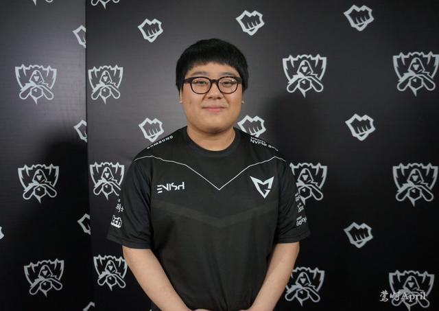 背后往往源 背后往往源