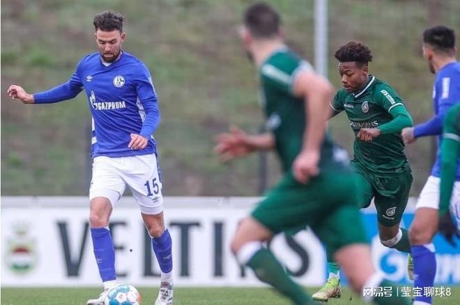 俱乐部向穆 俱乐部向穆