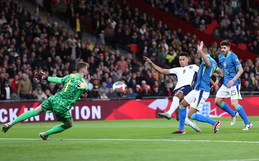 积极跑动 积极跑动